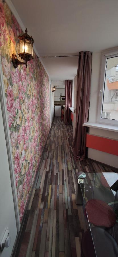 Inessa Center Guest Penthhouse Apartment Chisinau Exterior photo