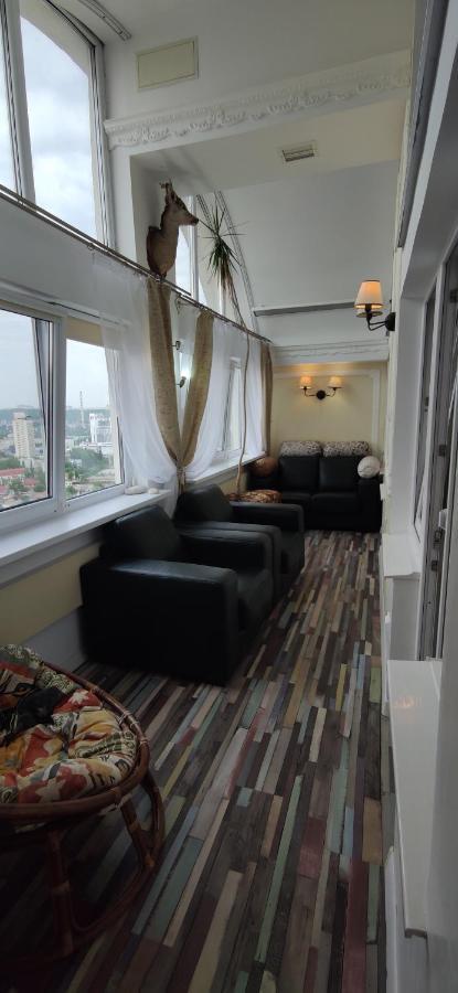 Inessa Center Guest Penthhouse Apartment Chisinau Exterior photo